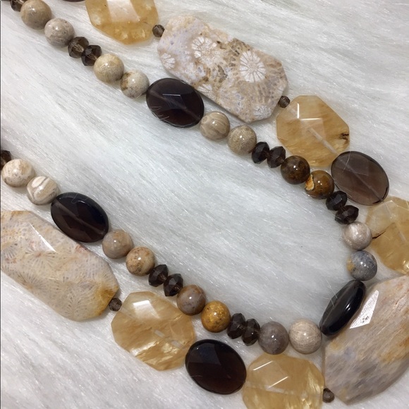 Barse Agate & Smoky Quartz Necklace - Picture 7 of 8